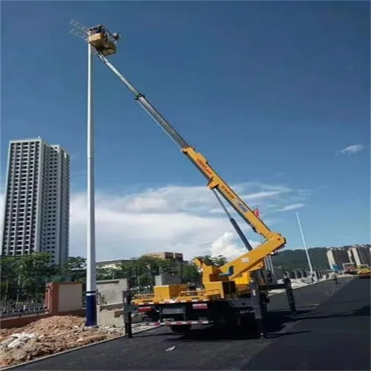 南昌维修路灯的曲臂升降车出租