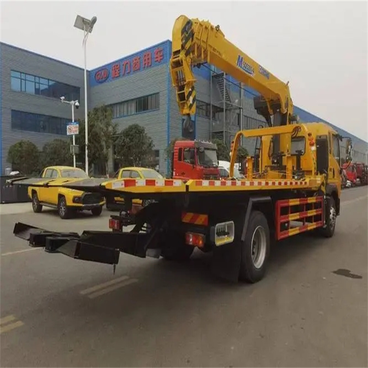 南昌附近小随车吊出租电话，轻松解决搬运烦恼